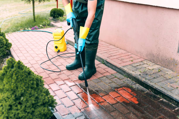 Best Pool Deck Cleaning  in Linwood, PA
